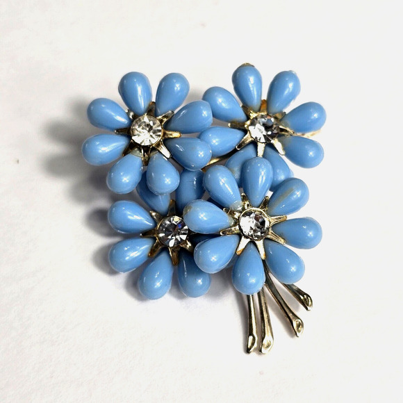 Vintage Jewelry - Vintage 1950's Blue Thermoset Flower Bouquet Brooch